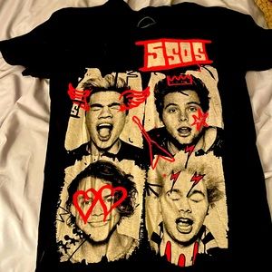 5 SOS t-shirt